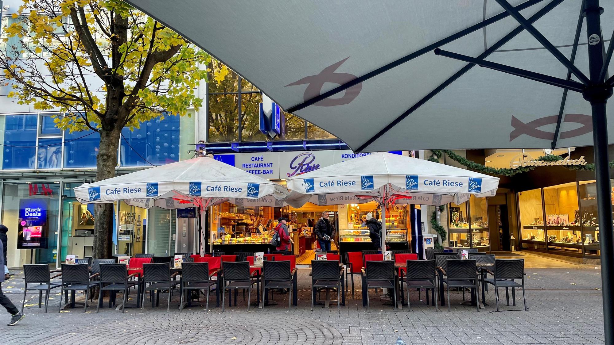 Das Café Riese von außen.