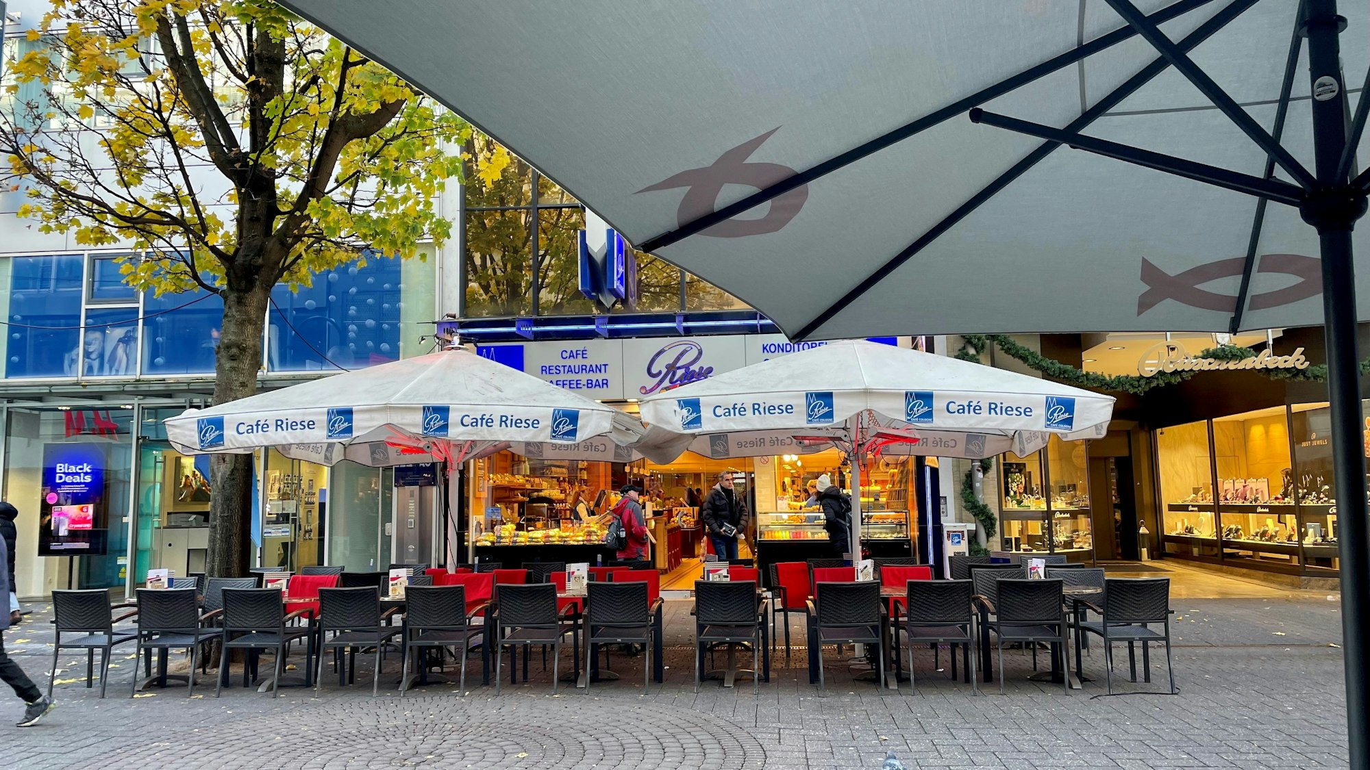 Das Café Riese von außen.