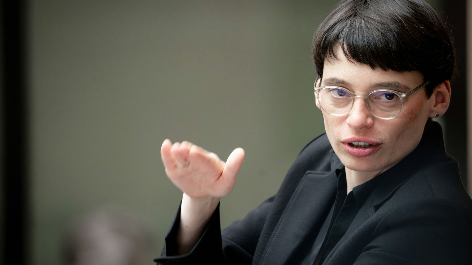 Josefine Paul, Ministerin für Kinder, Jugend, Familie, Gleichstellung, Flucht und Integration des Landes Nordrhein-Westfalen.