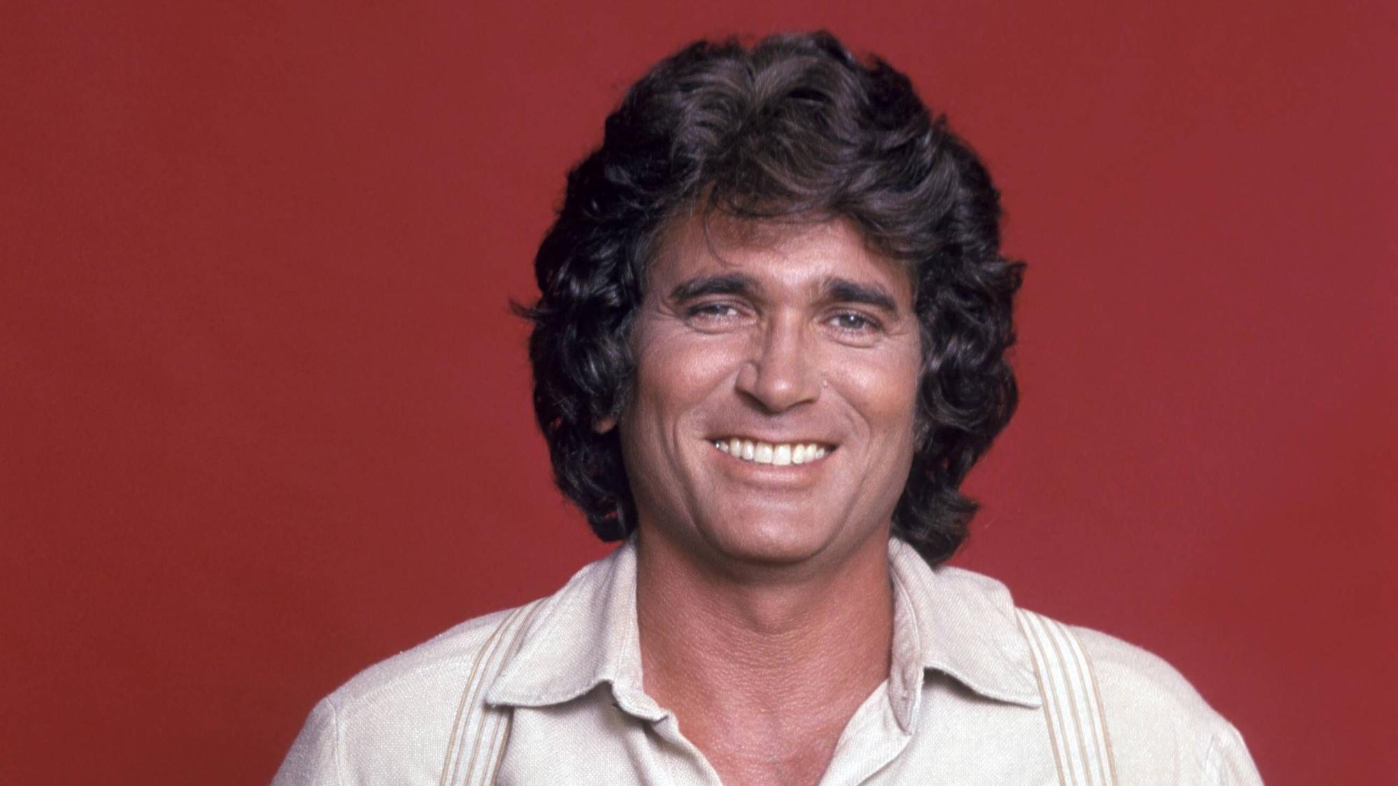 Michael lacht in die Kamera.