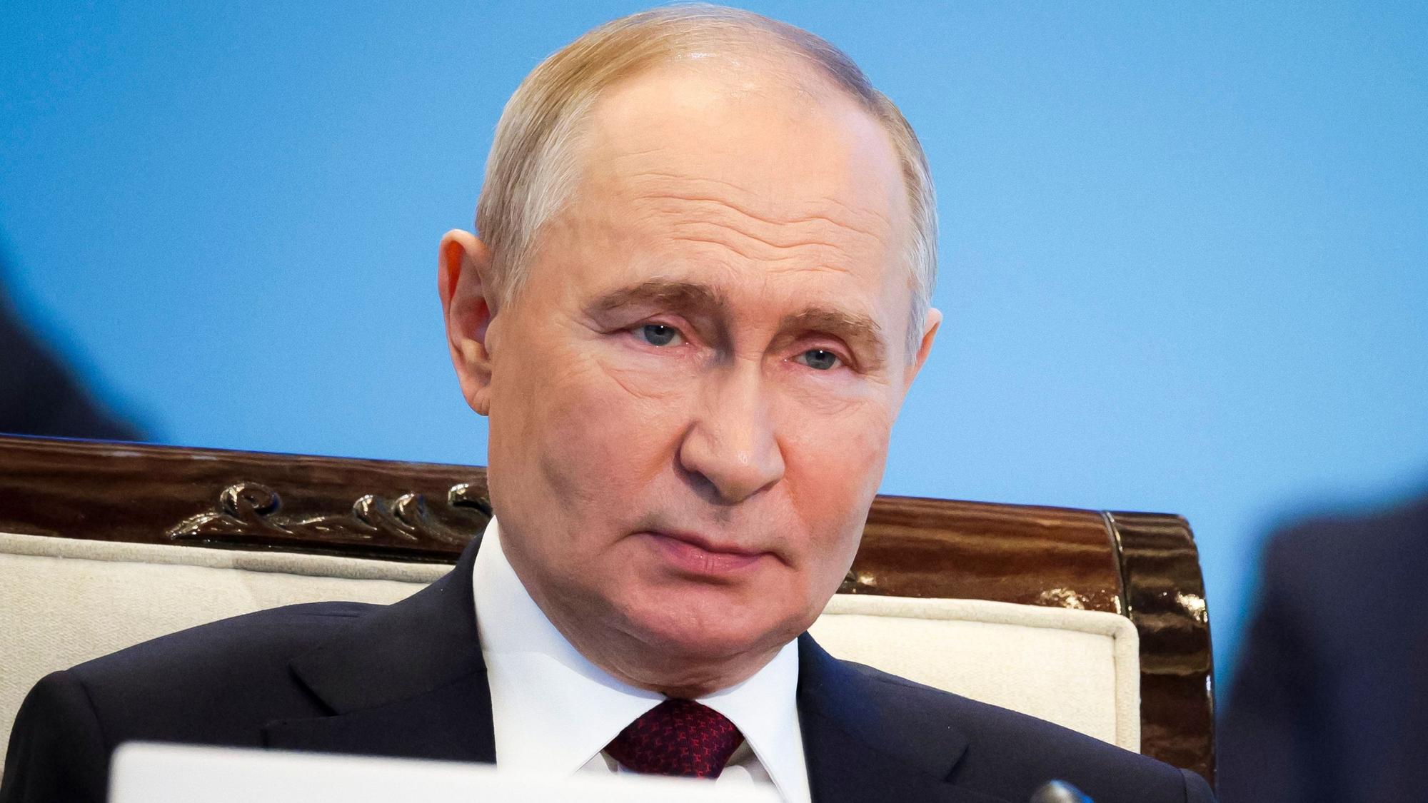 Kremlchef Wladimir Putin bei seinem Besuch in der kasachischen Hauptstadt Astana.