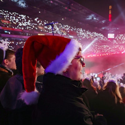Foto von der Tribüne von „Loss mer Weihnachtsleeder singe“ aus dem Jahr 2023