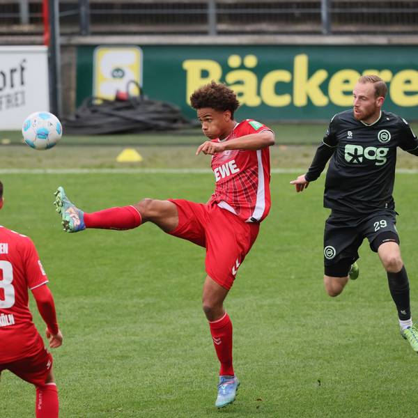 Testspiel im Franz-Kremer-Stadion, 1. FC Köln vs. FC Groningen (Eredevesie Niederlande), Neo Telle (1. FC Köln), 14.10.2024, Bild: Herbert Bucco