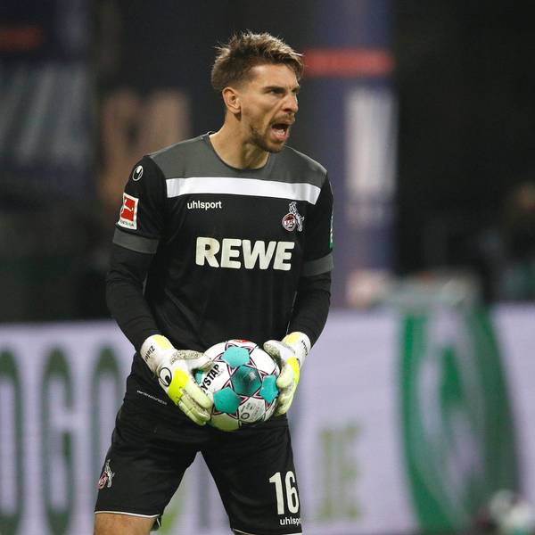 06.11.2020, wohninvest WESERSTADION, Bremen, Ligaspiel, 1. Bundesliga, SV Werder Bremen vs 1. FC Koeln, im Bild Ron-Robert Zieler 16, Koeln mit Ball in der Hand bruellt DFL regulations prohibit any use of photographs as image sequences and/or quasi-video. SV Werder Bremen vs 1. FC Koeln *** 06 11 2020, wohninvest WESERSTADION, Bremen, league match, 1 Bundesliga, SV Werder Bremen vs 1 FC Koeln, in the picture Ron Robert Zieler 16, Koeln with ball in hand roars DFL regulations prohibit any use of photographs as image sequences and or quasi video SV Werder Bremen vs 1 FC Koeln