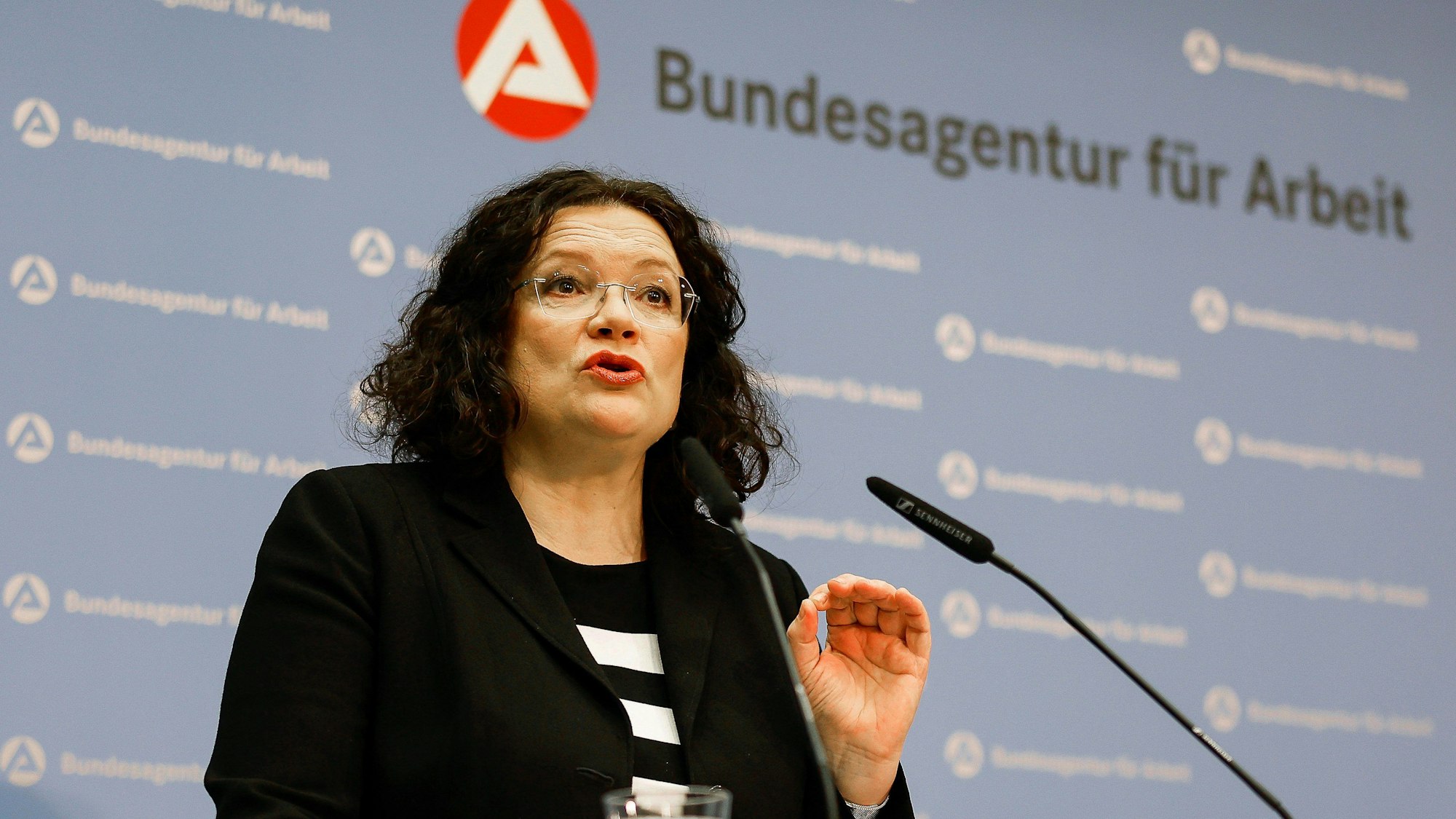 ARCHIV - 03.01.2023, Bayern, Nürnberg: Andrea Nahles, Vorstandsvorsitzende der Bundesagentur für Arbeit (BA), spricht zur Lage auf dem deutschen Arbeitsmarkt.