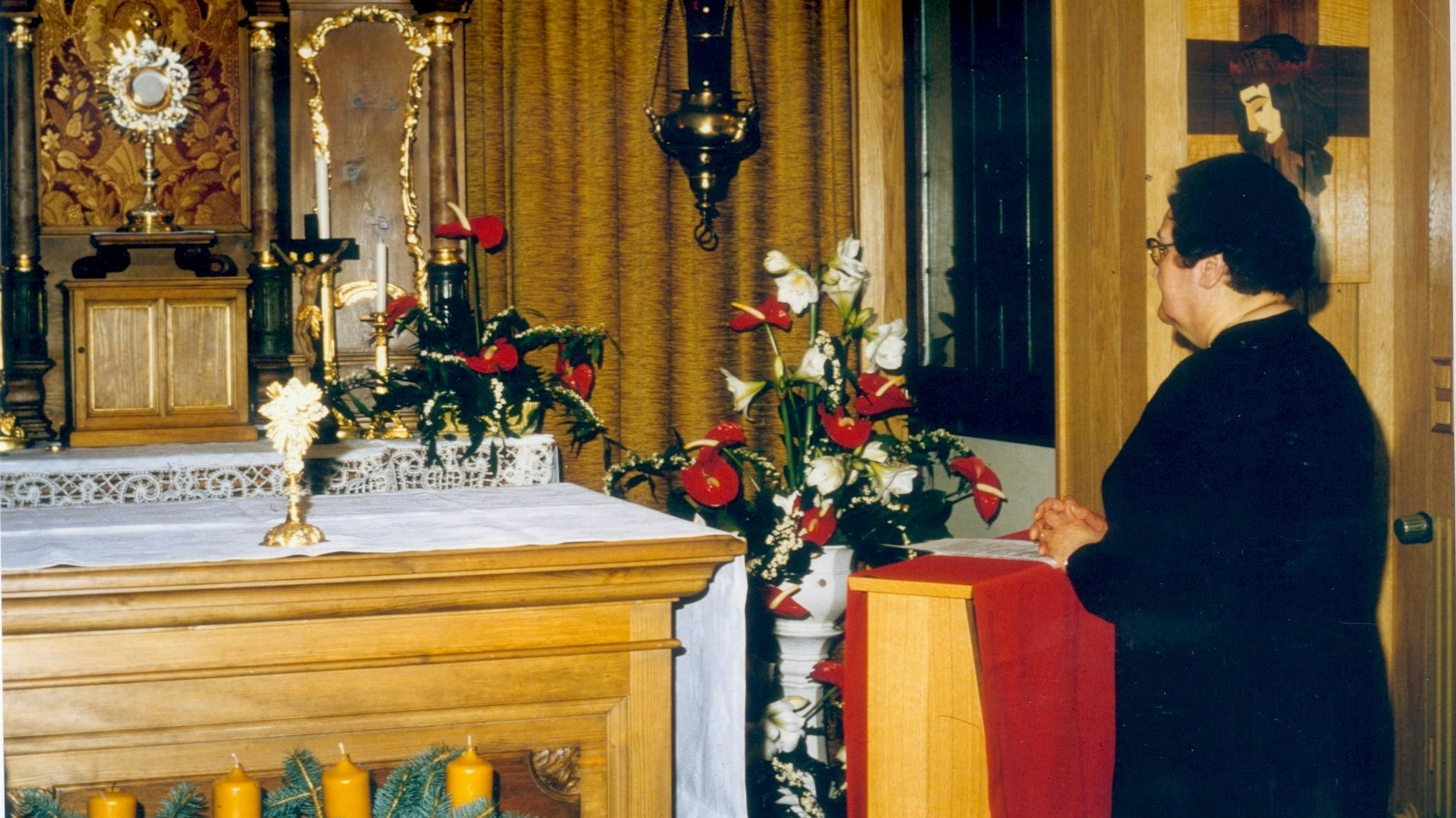 Mutter Marie Therese beim Gottesdienst in der Gründungskapelle.