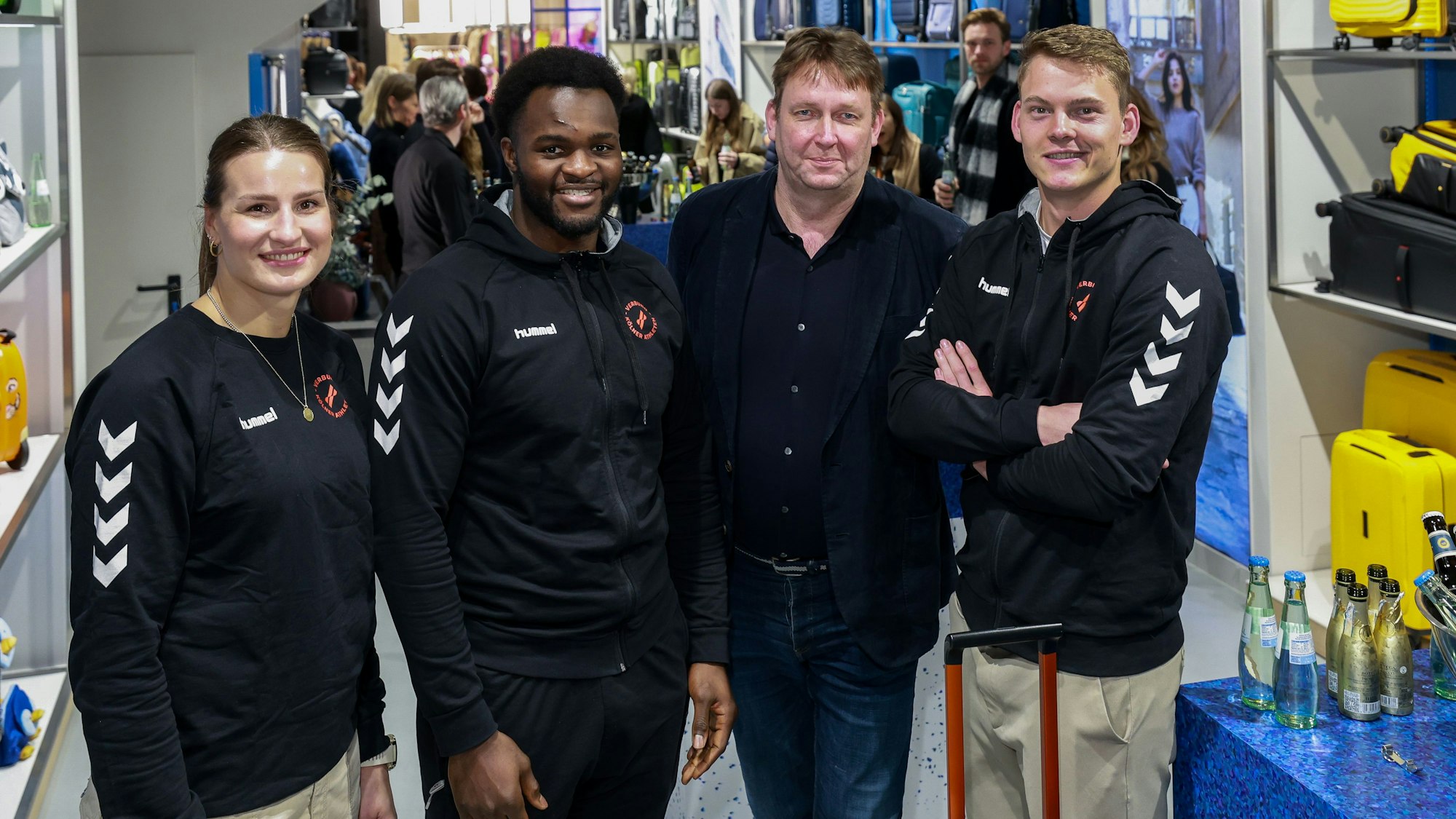 Im Bild v.l.n.r. Anna-Maria Wagner, Nelvie Tiafack, Dirk Schmidinger und Jean Danneberg.
copyright Michael Bause