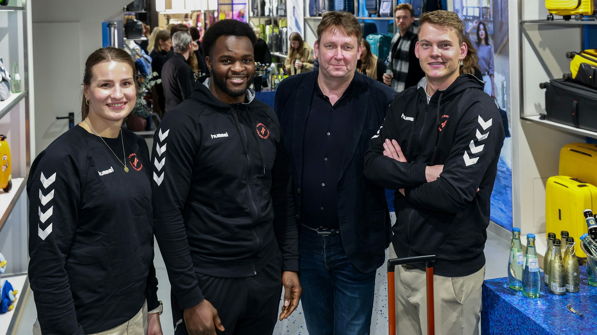 Im Bild v.l.n.r. Anna-Maria Wagner, Nelvie Tiafack, Dirk Schmidinger und Jean Danneberg.
copyright Michael Bause