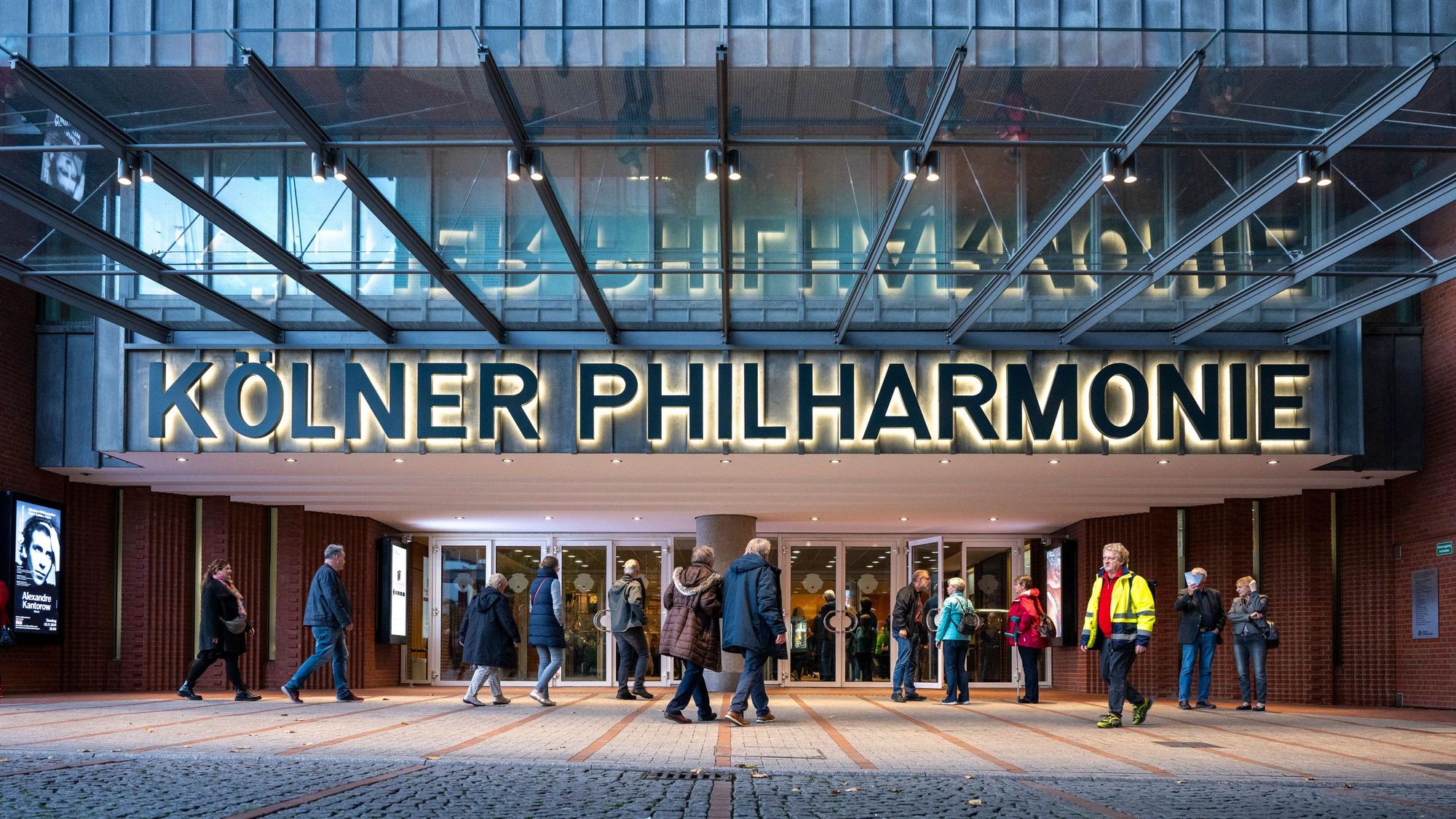 Eingang der Kölner Philharmonie