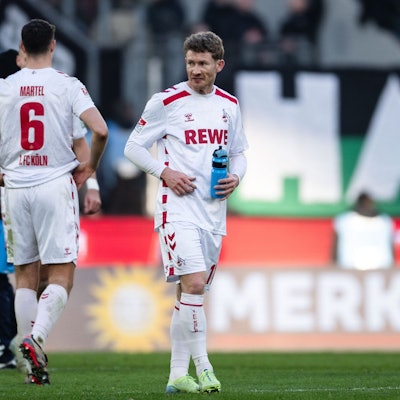 Kölns Florian Kainz als großer Pechvogel. Köln spielt nur remis gegen Hannover 96 in Unterzahl.
