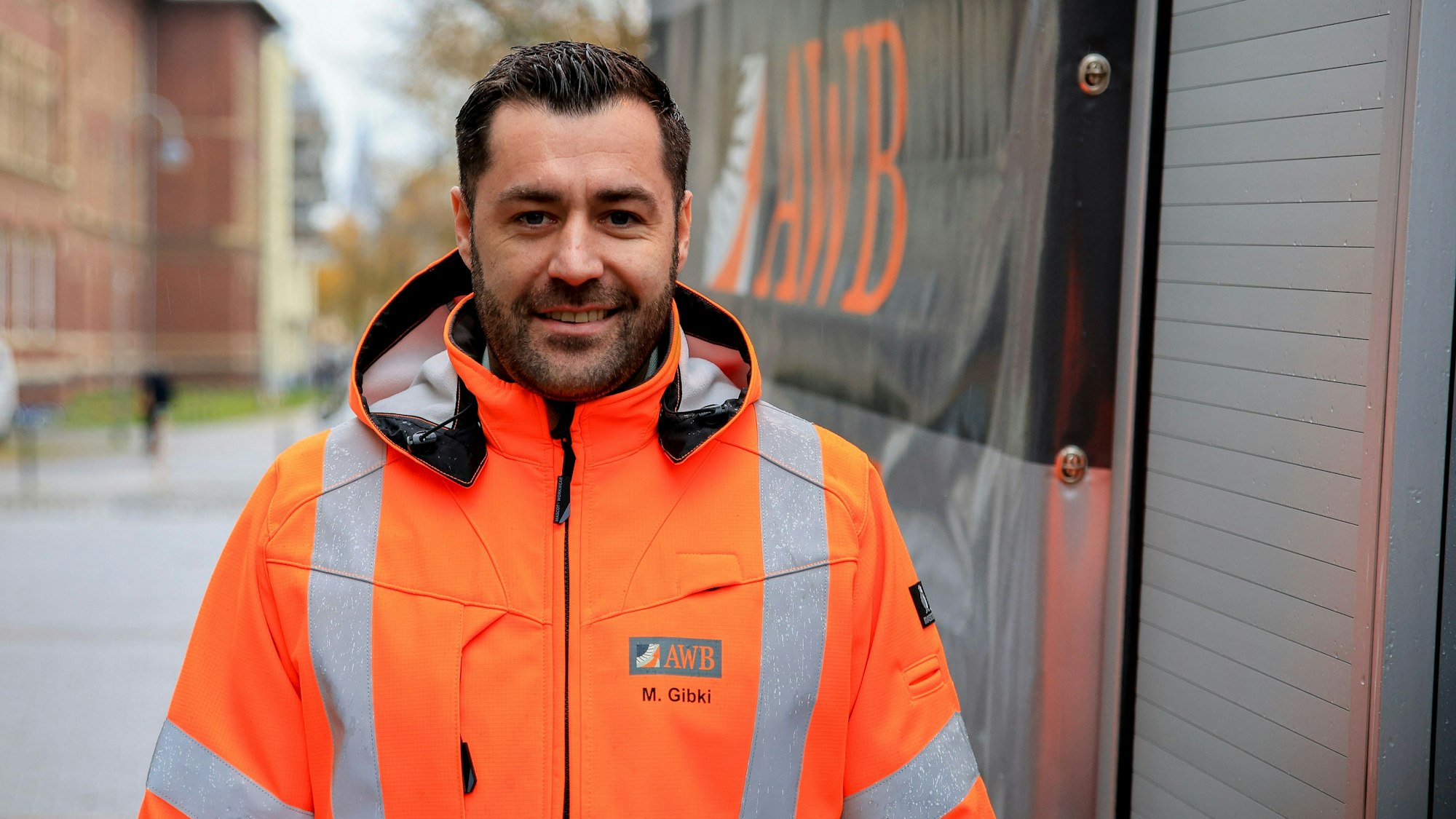 Vom Tellerwäscher zur Führungskraft: AWB-Betriebshofleiter Mike Gibki.