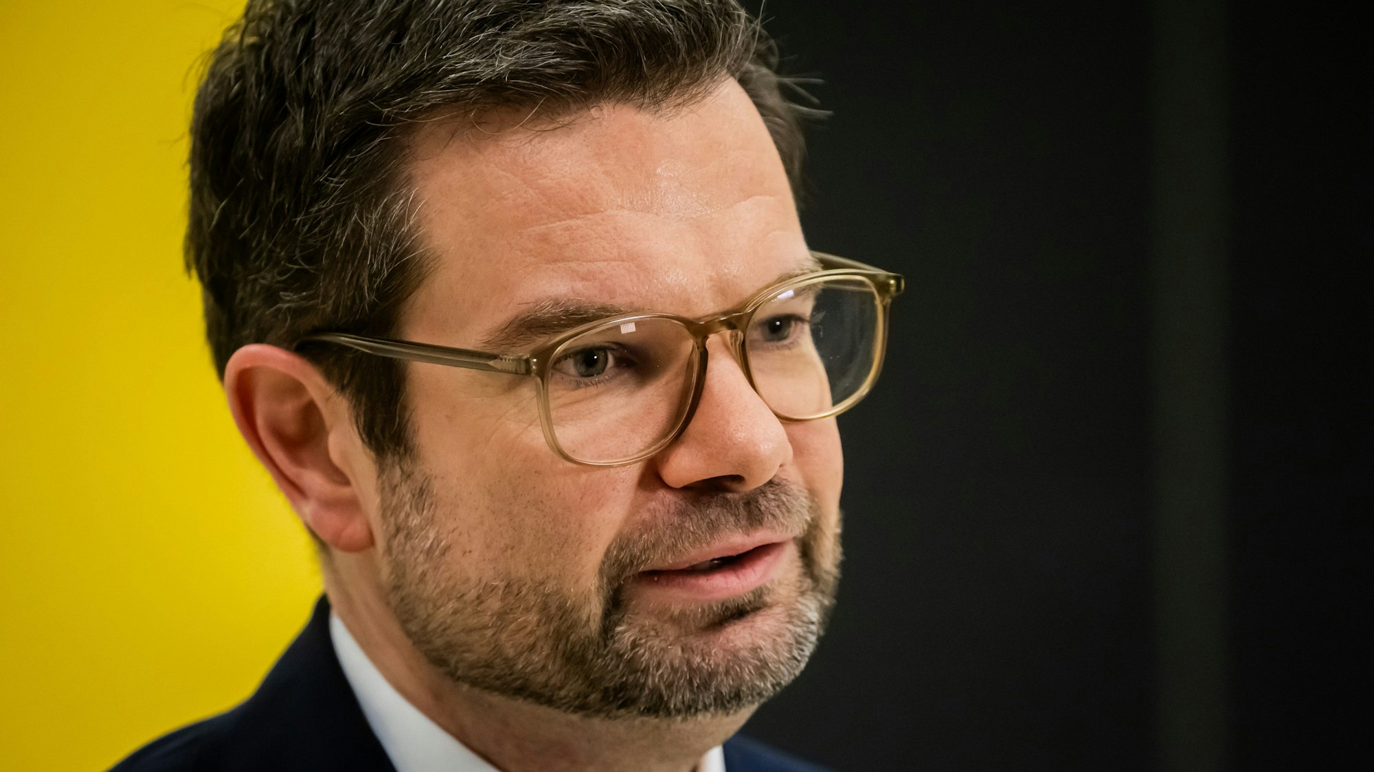 Marco Buschmann (FDP), scheidender Bundesminister der Justiz, gibt nach der Entlassung des Bundesfinanzministers Lindner durch den Bundeskanzler ein TV-Interview. (Archivbild)