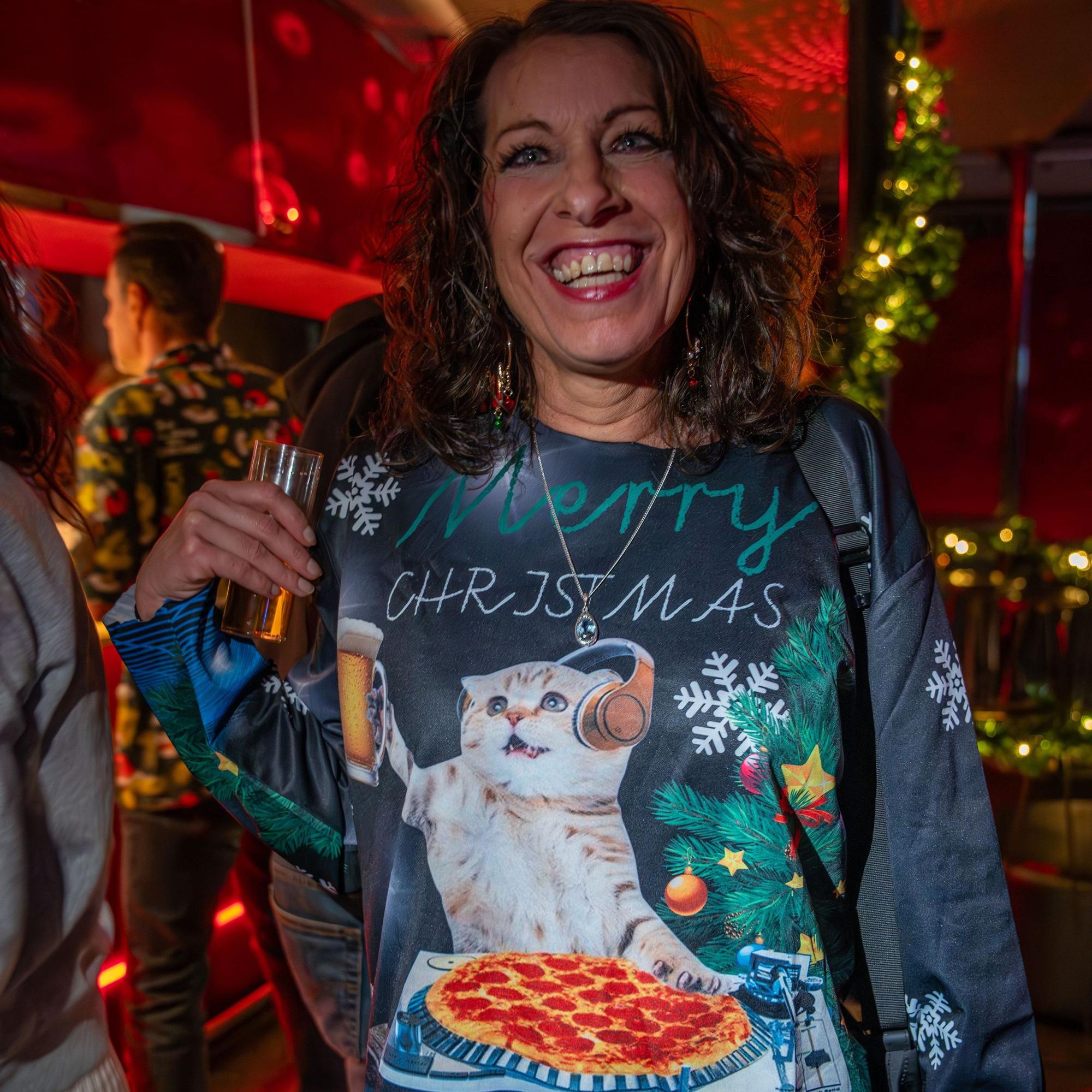 Für Jeanette ist dieses Exemplar der erste hässliche Weihnachtspulli.