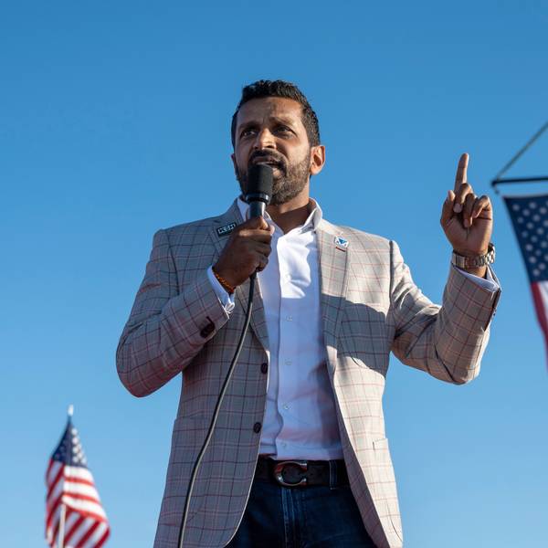 Kash Patel bei einer Kundgebung.