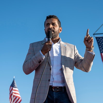 Kash Patel bei einer Kundgebung.