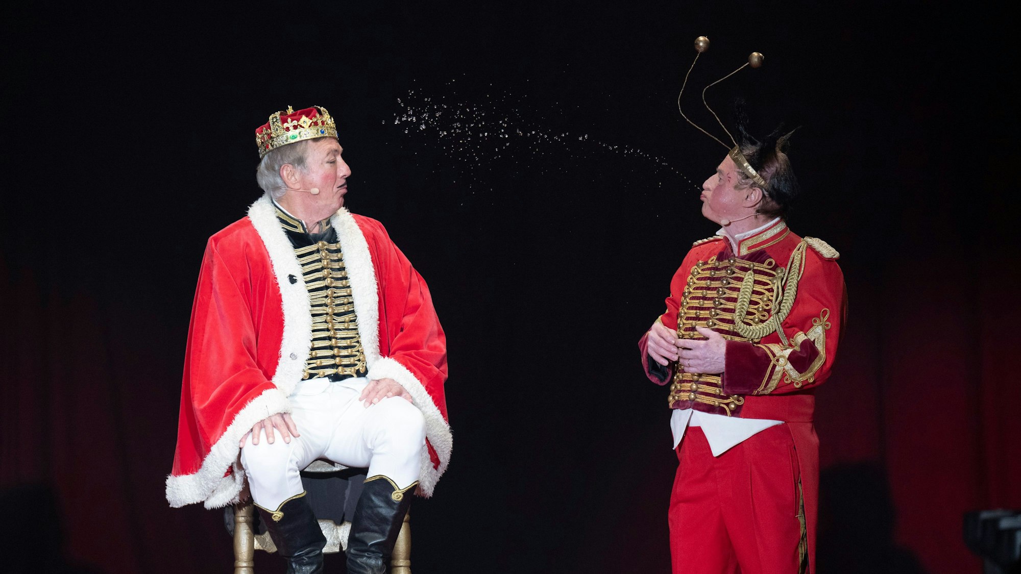 30.11.2024, Köln: Die Clowns Fumagallis beenden ihre Karriere in Köln. Premiere des 9. Kölner WeihnachtsCircus. Foto: Uwe Weiser