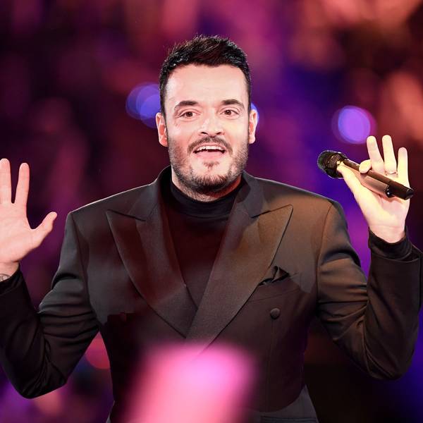 Giovanni Zarrella steht bei der Show „Schlagerchampions – Das große Fest der Besten“ auf der Bühne.
