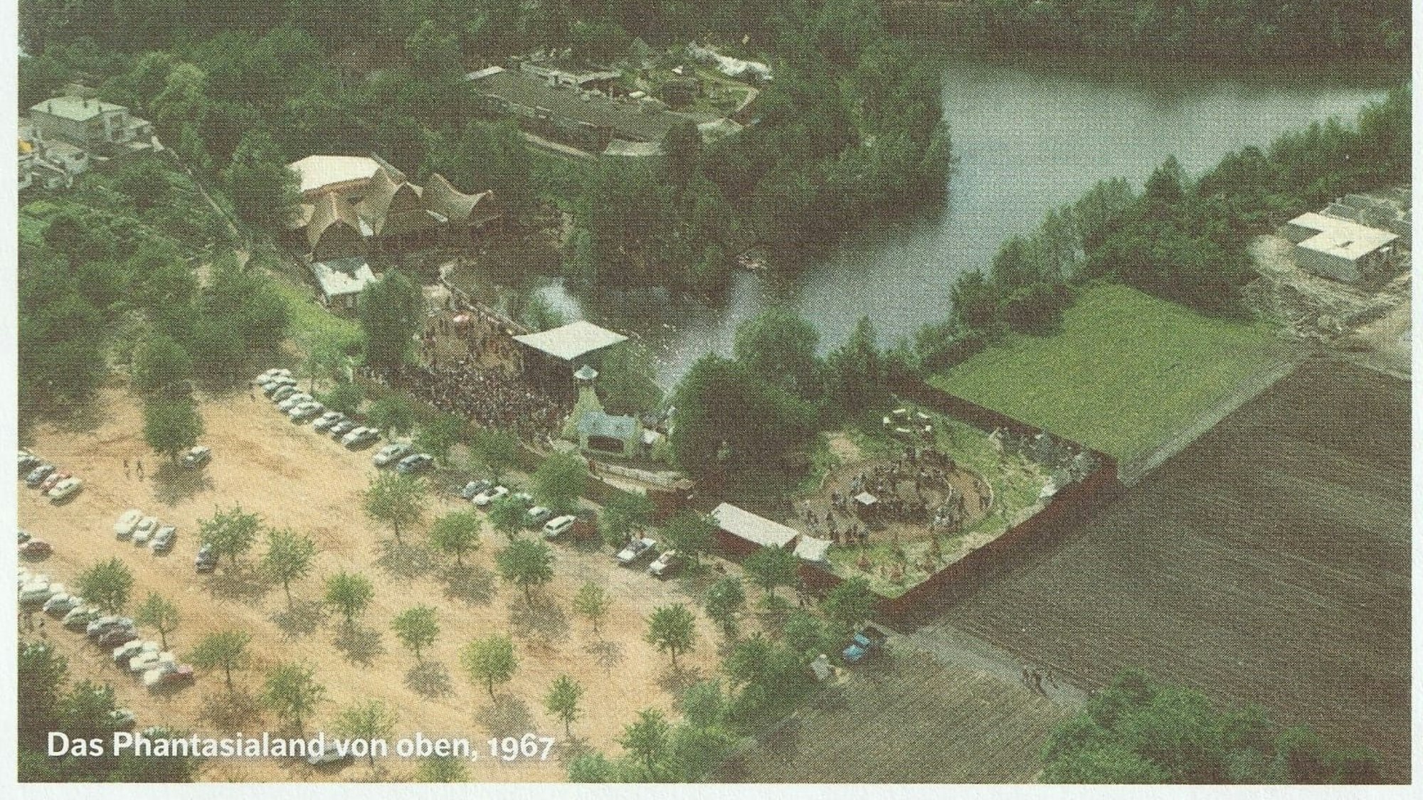 Historisches Foto vom Phantasialand von oben im Jahr der Eröffnung 1967.