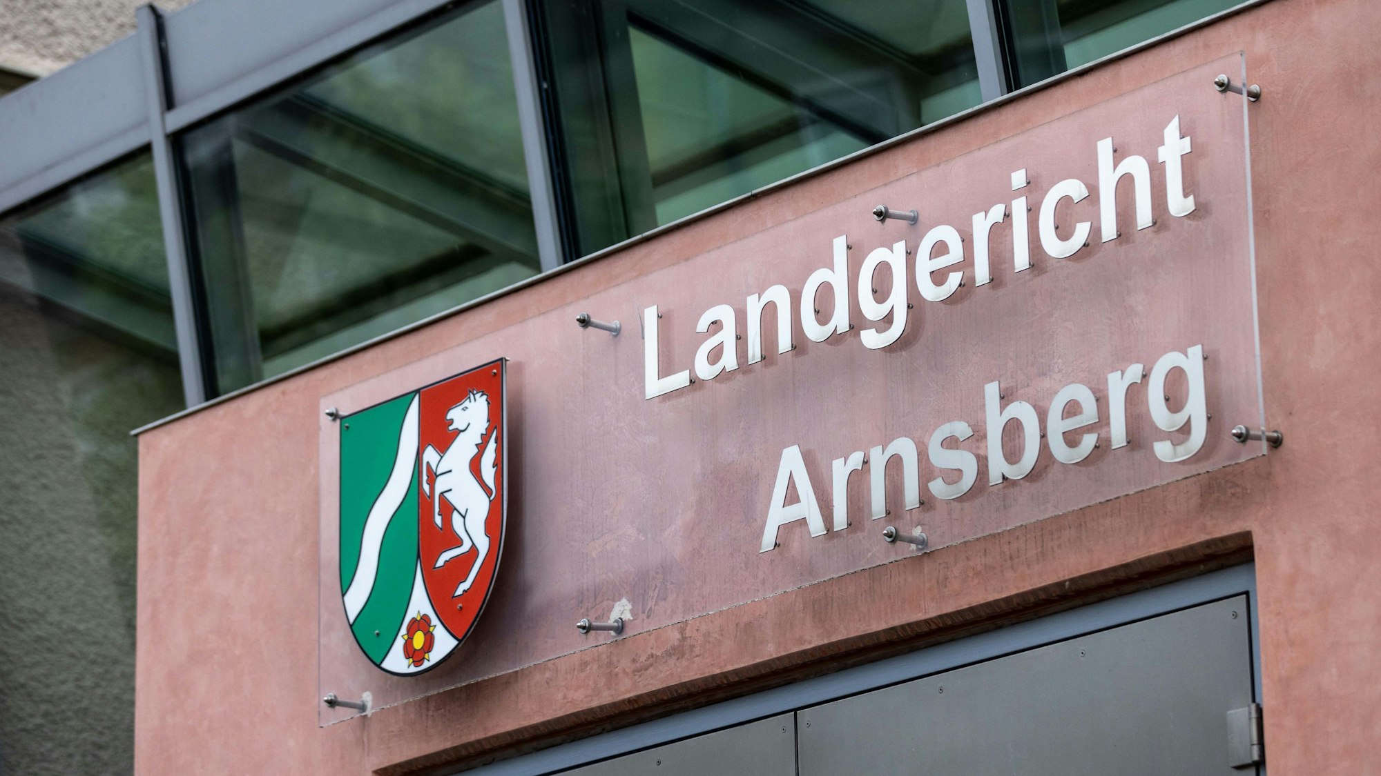 Der Eingangsbereich des Landgerichts Arnsberg