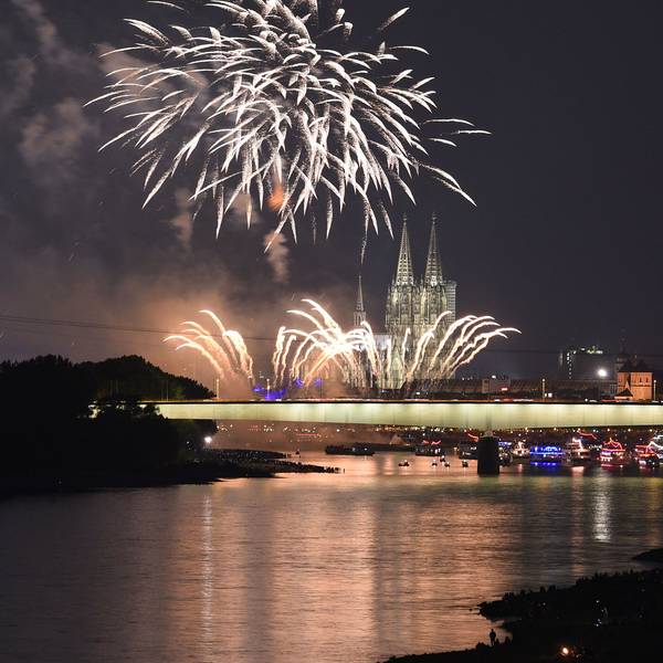 Die Kölner Lichter sind zurück. Dies gab Veranstalter Werner Nolden am Montag (2. Dezember) bekannt.