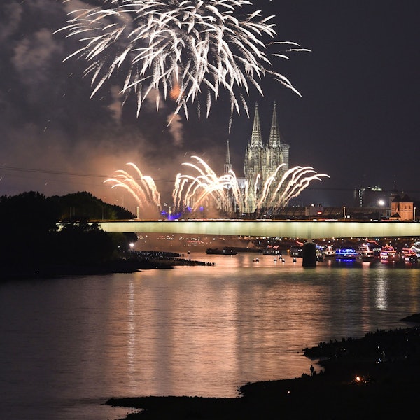 Die Kölner Lichter sind zurück. Dies gab Veranstalter Werner Nolden am Montag (2. Dezember) bekannt.