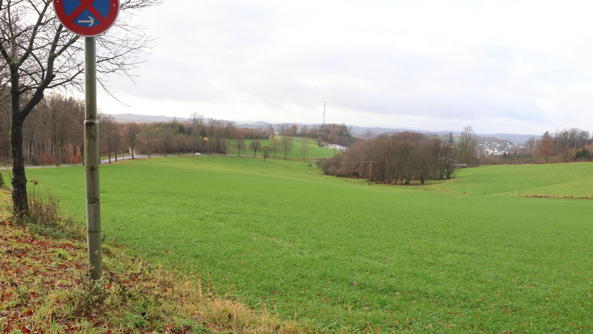 Potenzielle Entwicklungsfläche am östlichen Rand von Eckenhagen, rund um den Konradshof.