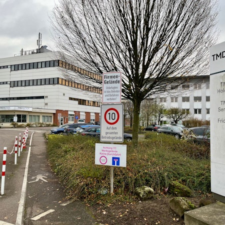 Blick auf die Zentrale von TMD Friction in der Schlebuscher Straße.