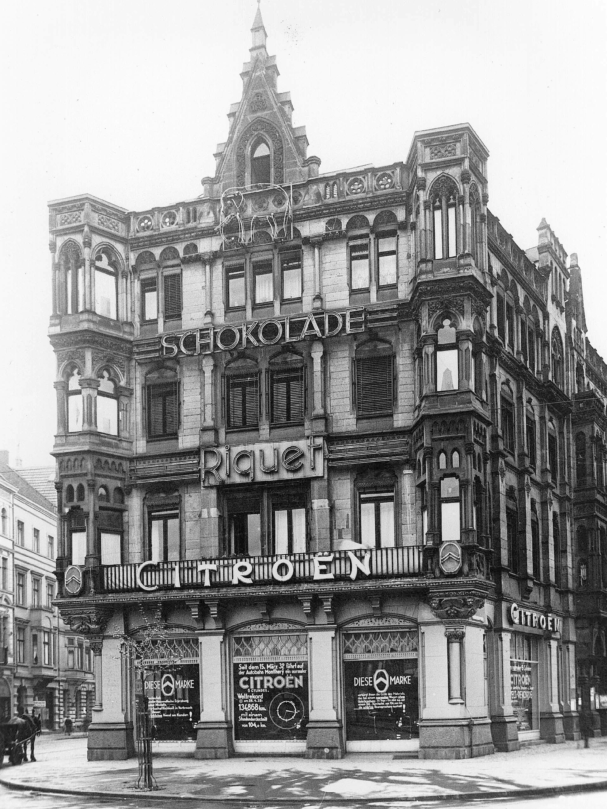 Das Haus an der Ecke Hohenzollernring/Limburger Straße im Jahr 1932