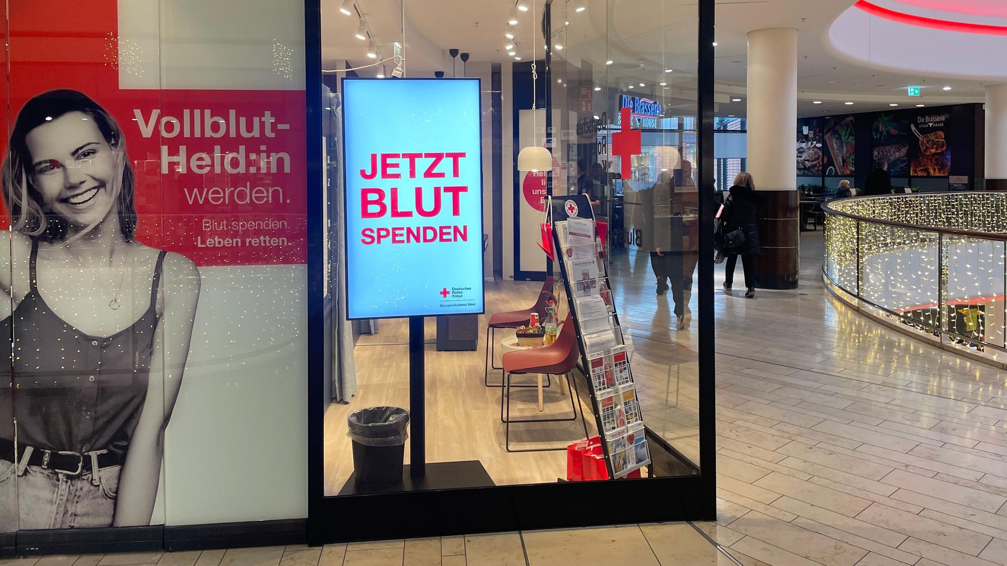 Die Pop-Up-Blutspende der DRK in der Rathaus-Galerie