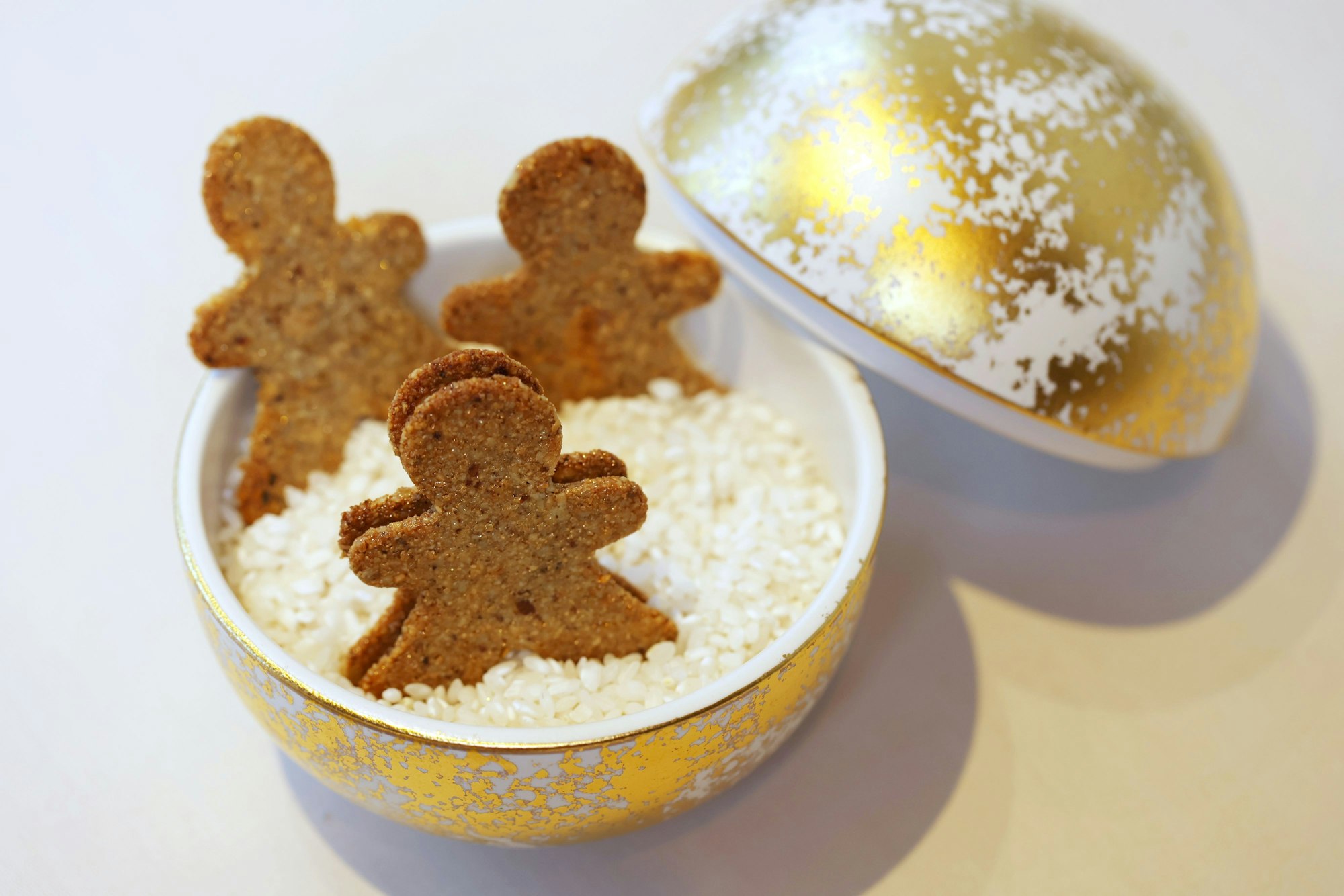 05.12.2024
Köln: 
Weihnachtsplätzchen backen mit Deutschlands bester Patissiere  Anne Kern
Foto: Martina Goyert