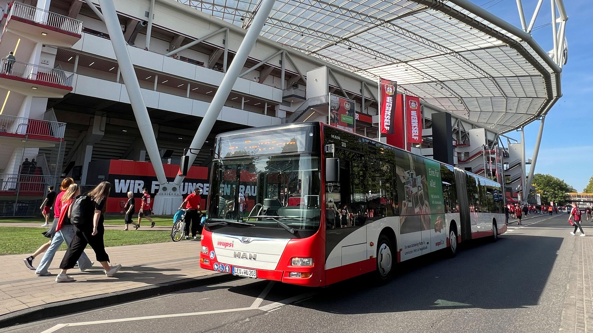Auch am Mittwoch erwartet die Stadt Leverkusen einen großen Andrang Richtung Bay-Arena.