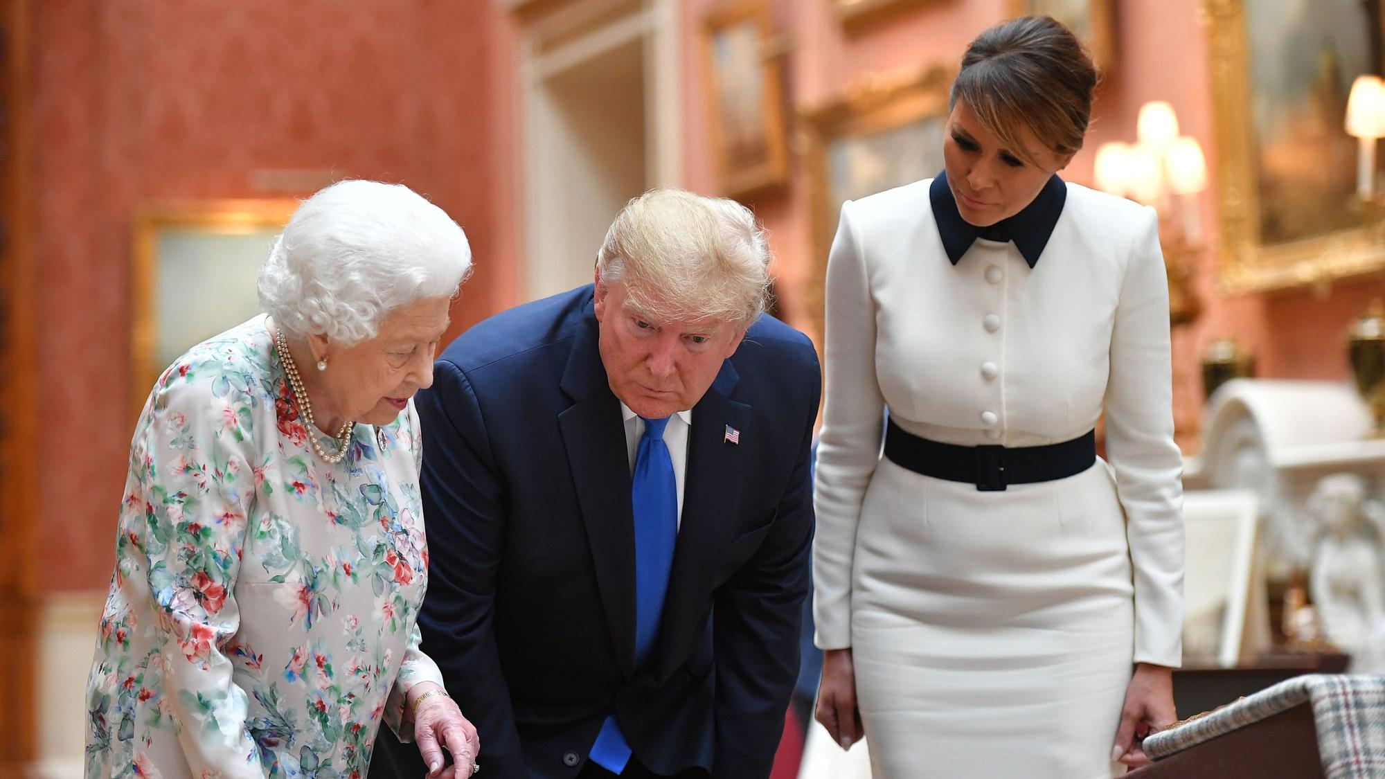 Die Queen und die Trumps.