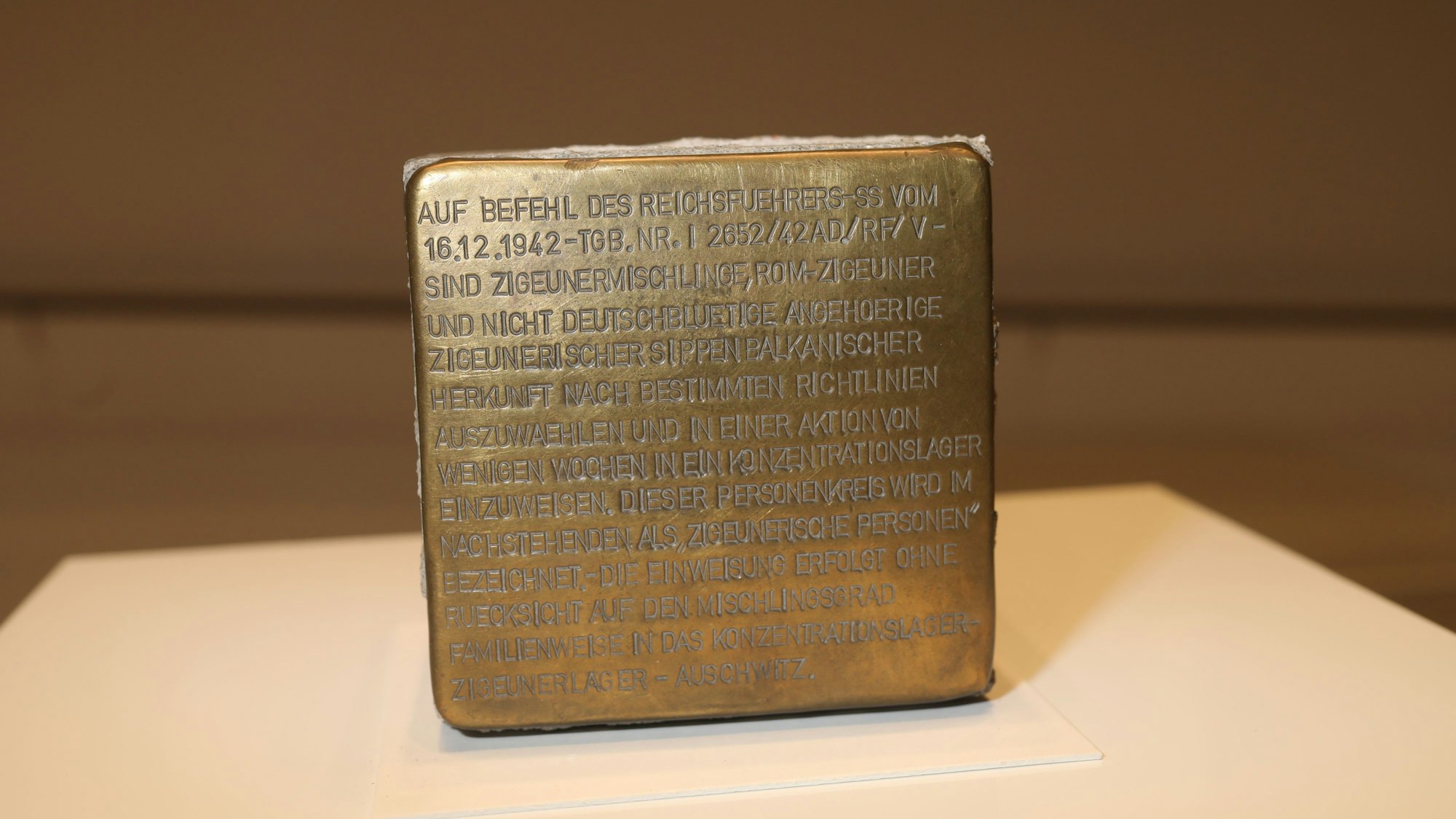 Der erste Stolperstein von Gunter Demnig.