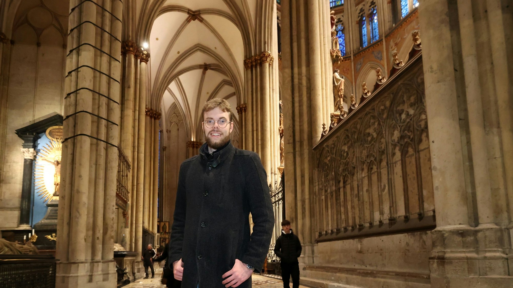 Felix Danscheid, Sänger im Kölner Domchor, im nördlichen Chorumgang
