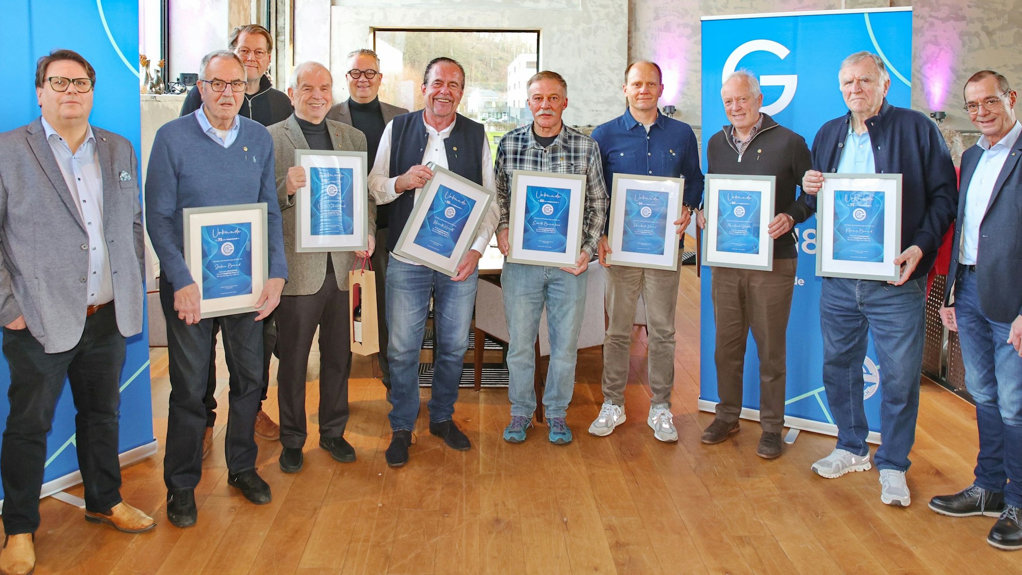 Foto einer Mitgliederehrung