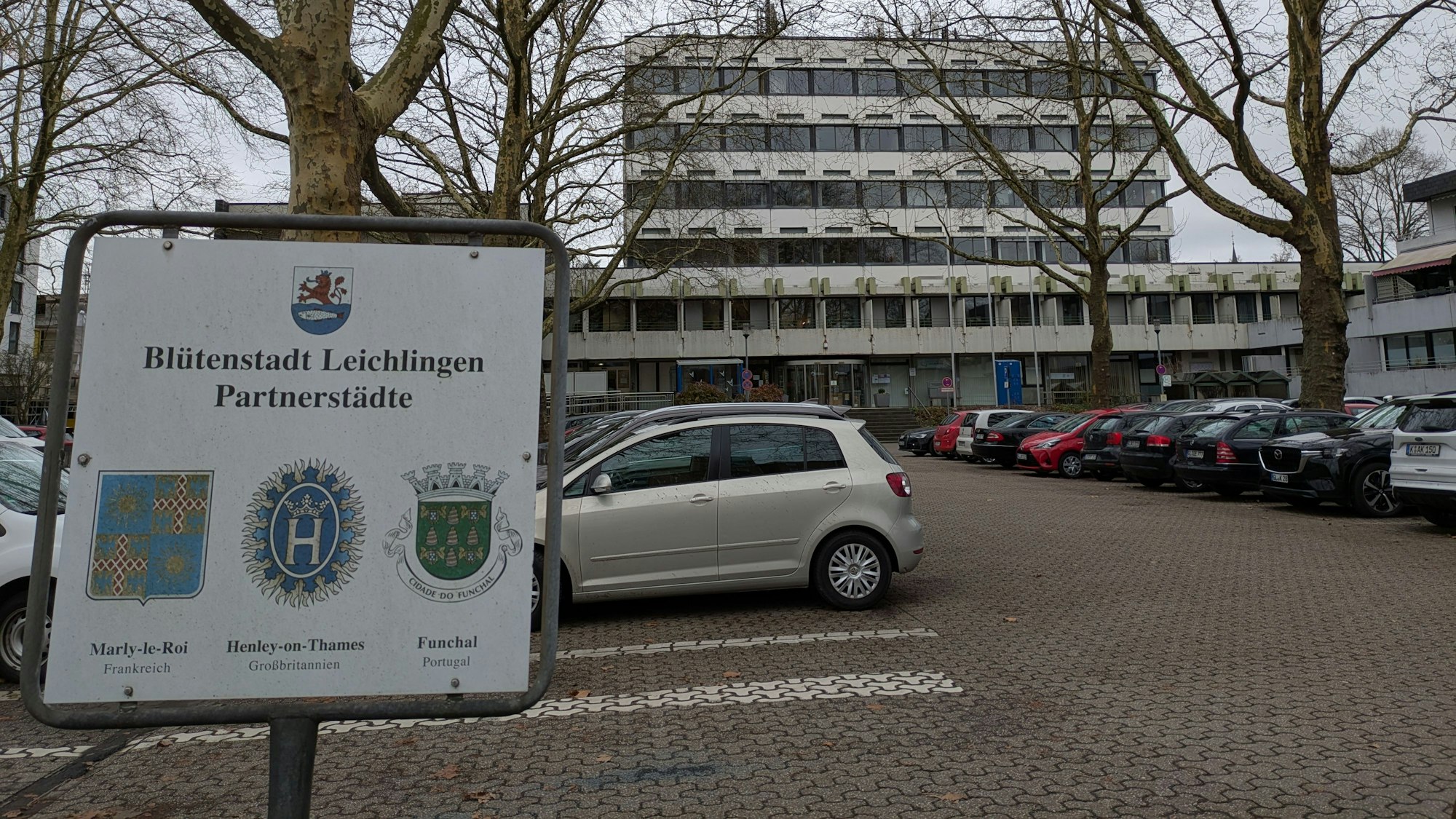 Blick auf das Leichlinger Rathaus