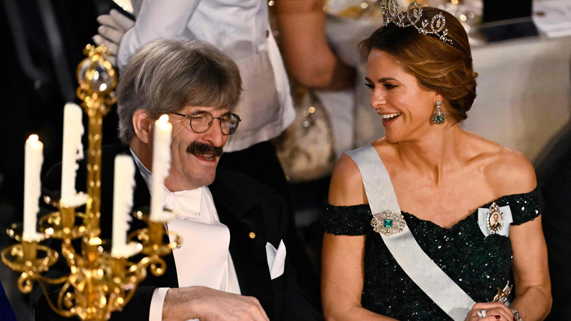 Prinzessin Madeleine beim Plausch mit dem Genetiker und Medizinnobelpreisträger Gary Ruvkun.