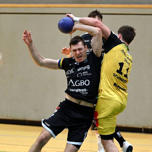 07.12.2024, Handball-Tus Opladen - Krefeld
links: Oliver Dasburg (Opladen)
Foto: Uli Herhaus