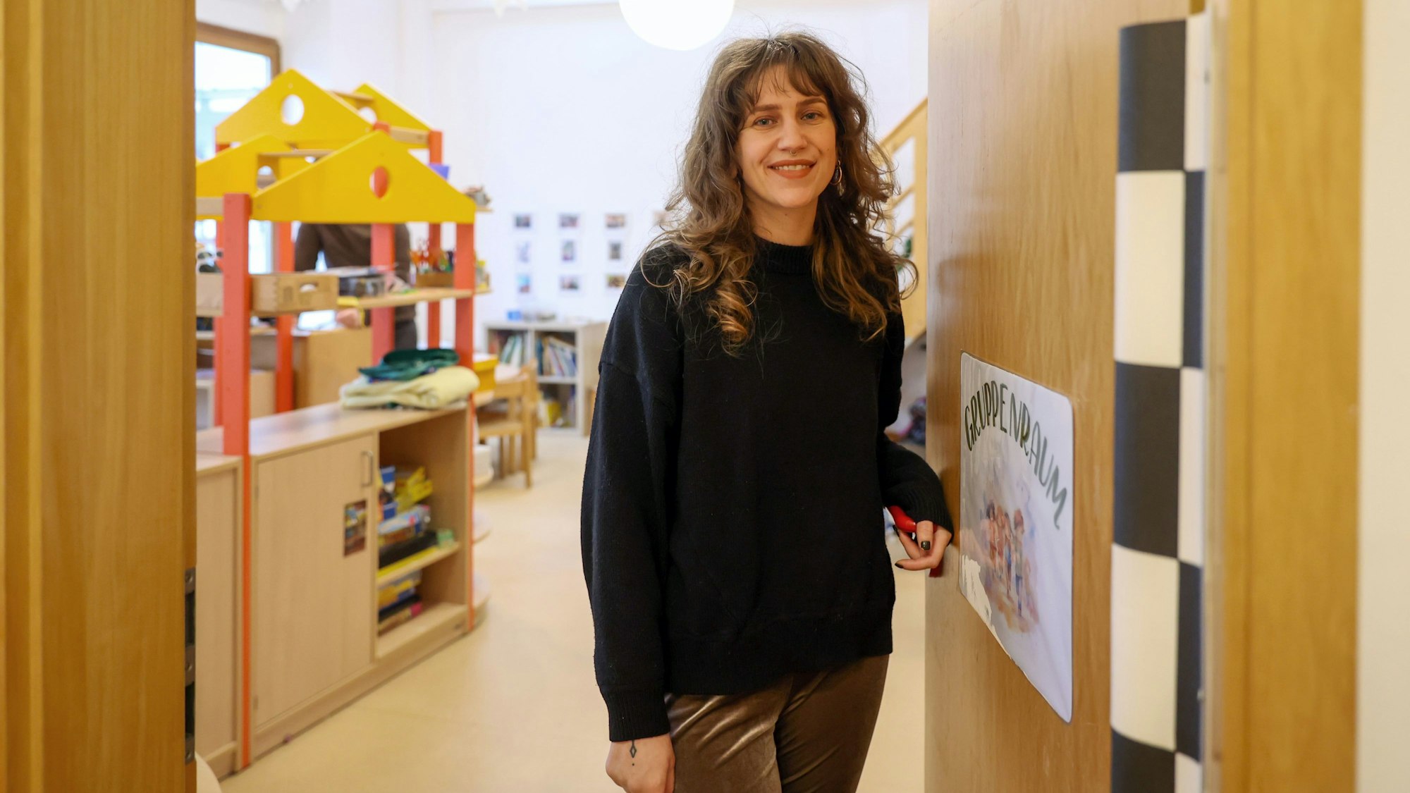 Hannah Platzer war Tänzerin. Jetzt absolviert sie in der „Kita Rio“ in Ehrenfeld ihr Anerkennungsjahr zur staatlich geprüften Erzieherin.