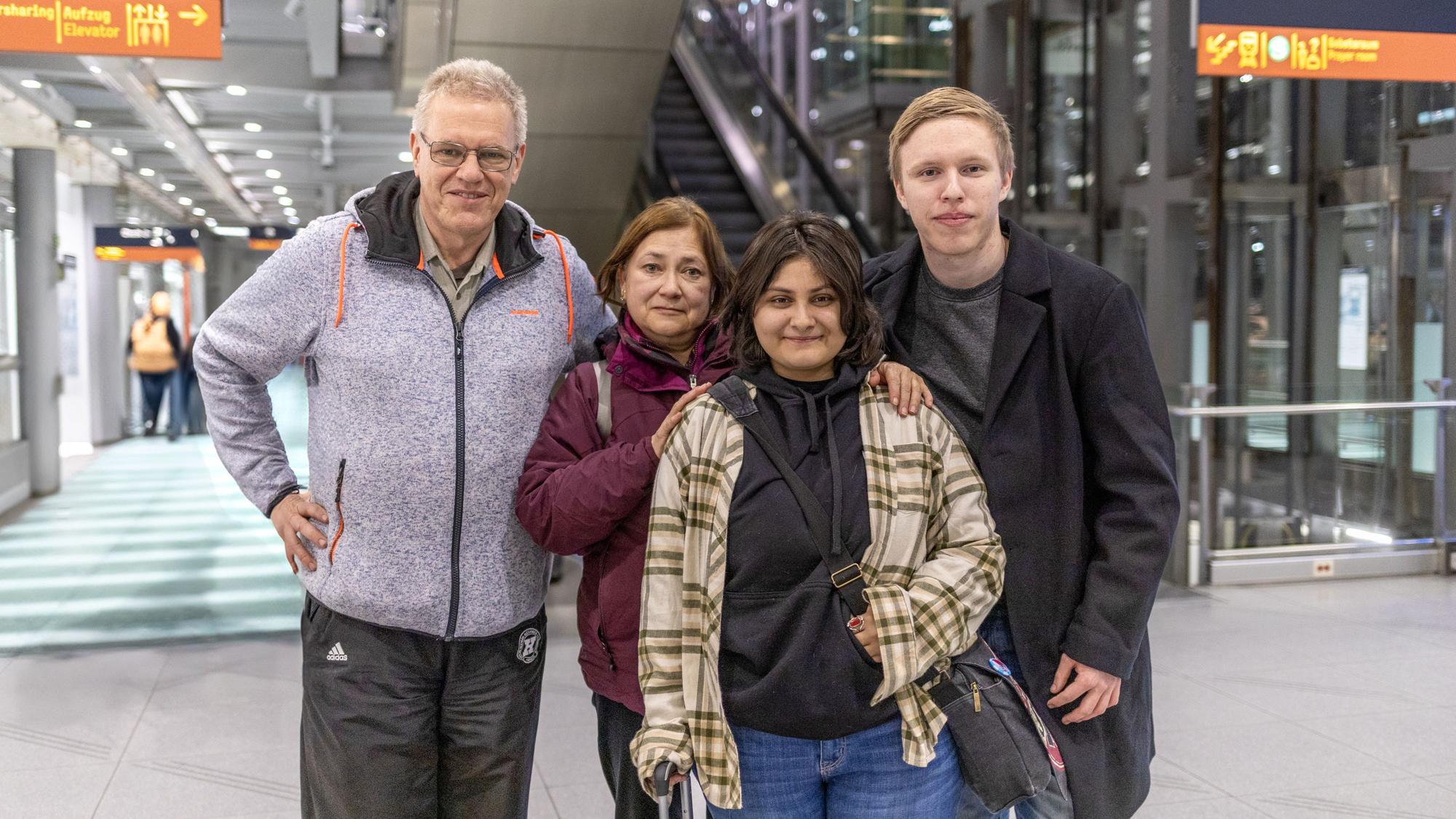 Familie Kehl hat ihren Sohn Sebastian (rechts) sechs Monate nicht gesehen.