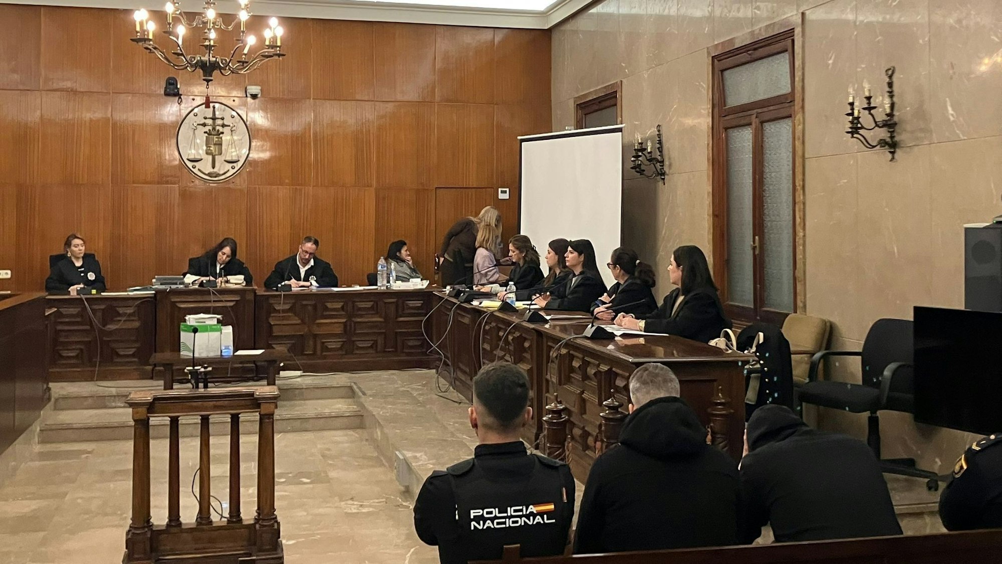 Prozess gegen zwei Spanier wegen des Todes eines deutschen Urlaubers auf der Ferieninsel.