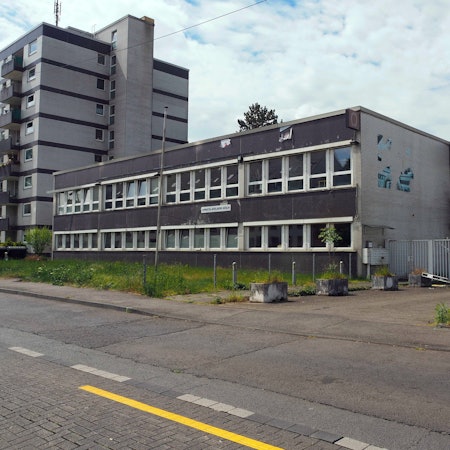 Ein altes Gebäude an der Bonner Straße 536.