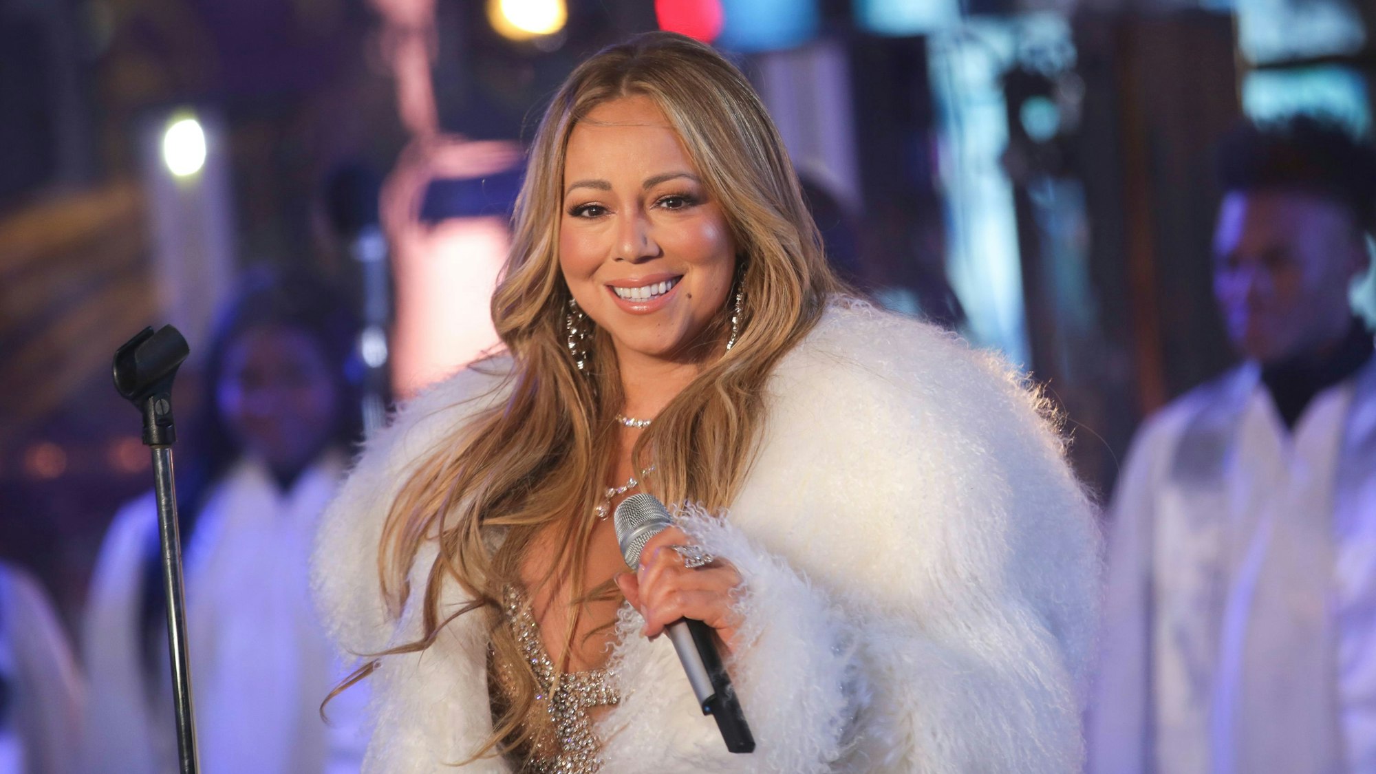 Mariah Carey bei einem Auftritt am Times Square.