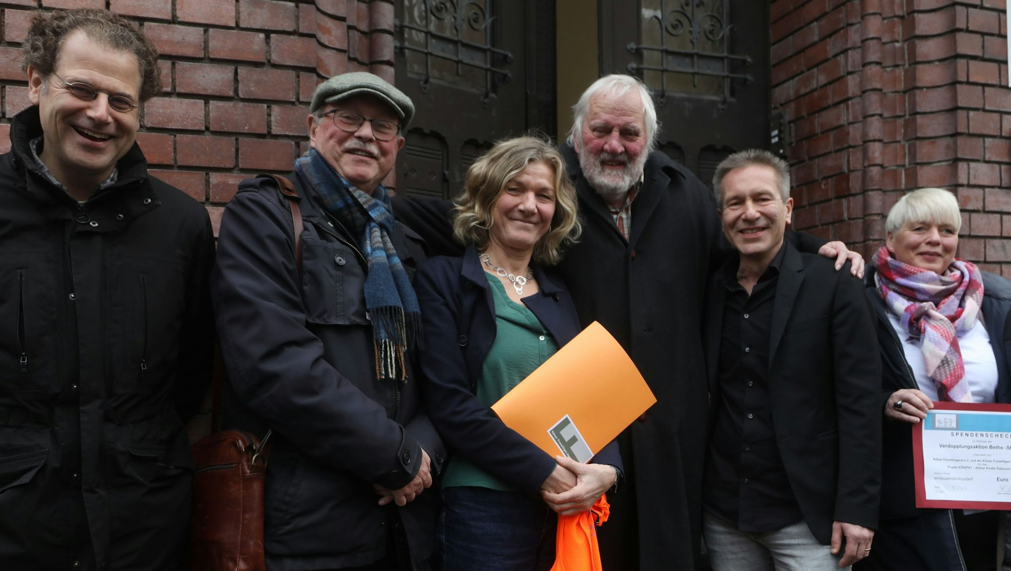 Ein breites Bündnis setzt sich mit einer Spendenaktion samt Verdopplung durch die Bethe-Stiftung für deren Erhalt ein.