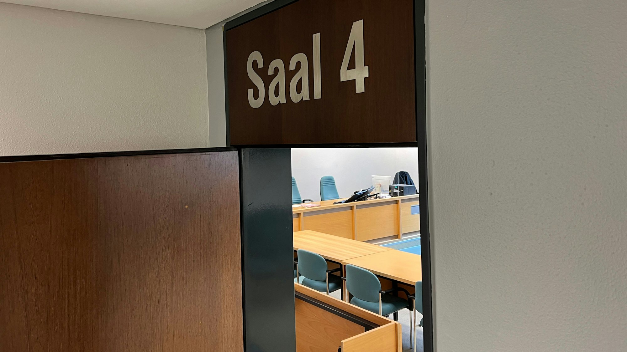 Ein Saal im Amtsgericht Leverkusen