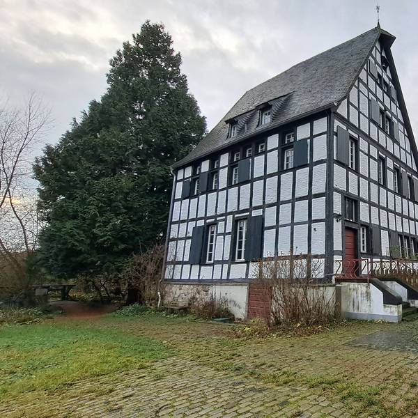 Leerstand trotz Sanierung: Thurner Hof in Dellbrück wartet weiterhin auf Nutzung