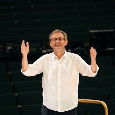 SIMON HALSEY 27.06.2022
Dirigent WDR Rundfunkchor
Probe mit dem WDR Rundfunkchor im KVB Saal
Foto:WDR/Ben Knabe