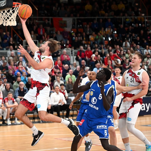 29.09.2024, Basketball-Bayer Giants Leverkusen-Schwelm
links: Sebastian Brach (Bayer)
Foto: Uli Herhaus