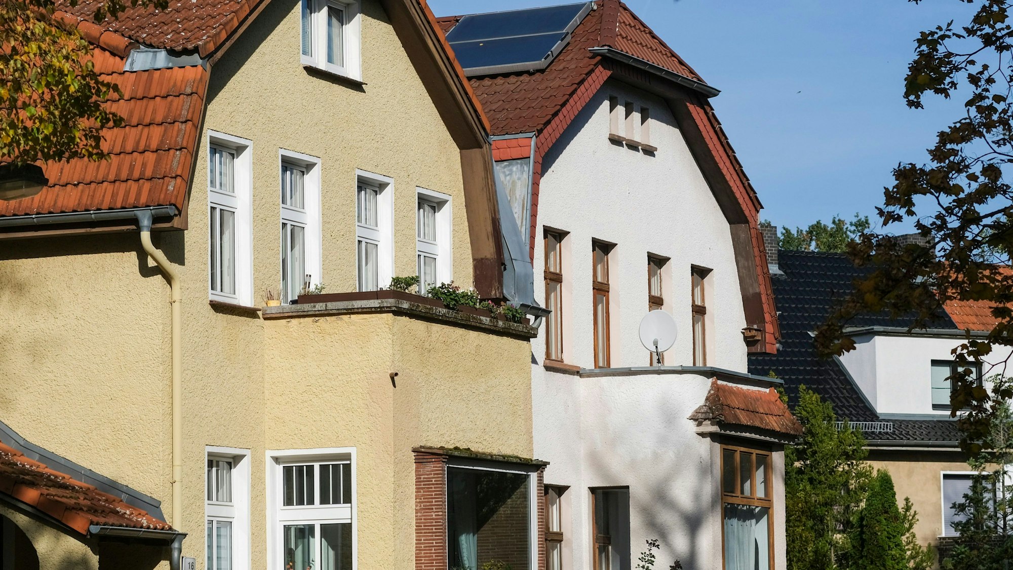 Der Städtebund erwartet höhere Grundsteuer in etlichen Kommunen. (Symbolbild)