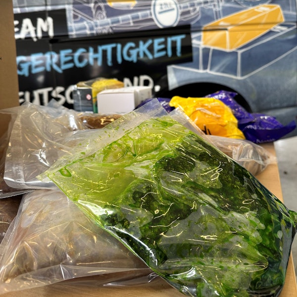 Archivbild unversteuerter und illegal hergestellter Shisha Tabak